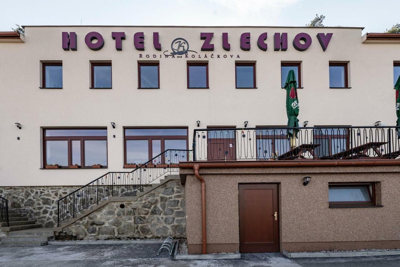 Hotel Zlechov Plumlov Esterno foto