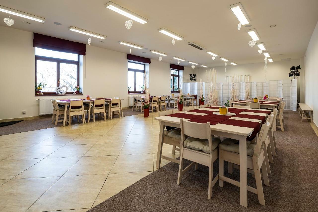 Hotel Zlechov Plumlov Esterno foto